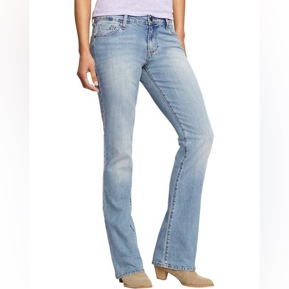 Old Navy Curvy Mid-Rise Bootcut Jeans